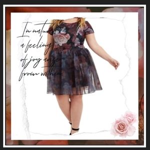 TORRID ☆ FLIRTY ☆ SCUBA ☆ 2 - IN - ONE ☆ FLORAL DRESS ☆ 5x ☆  NWT